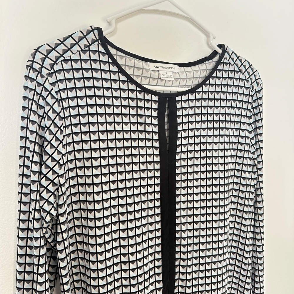 Liz Claiborne Geometric Print Top Black White Long Sleeve Blouse Medium - Picture 2 of 7